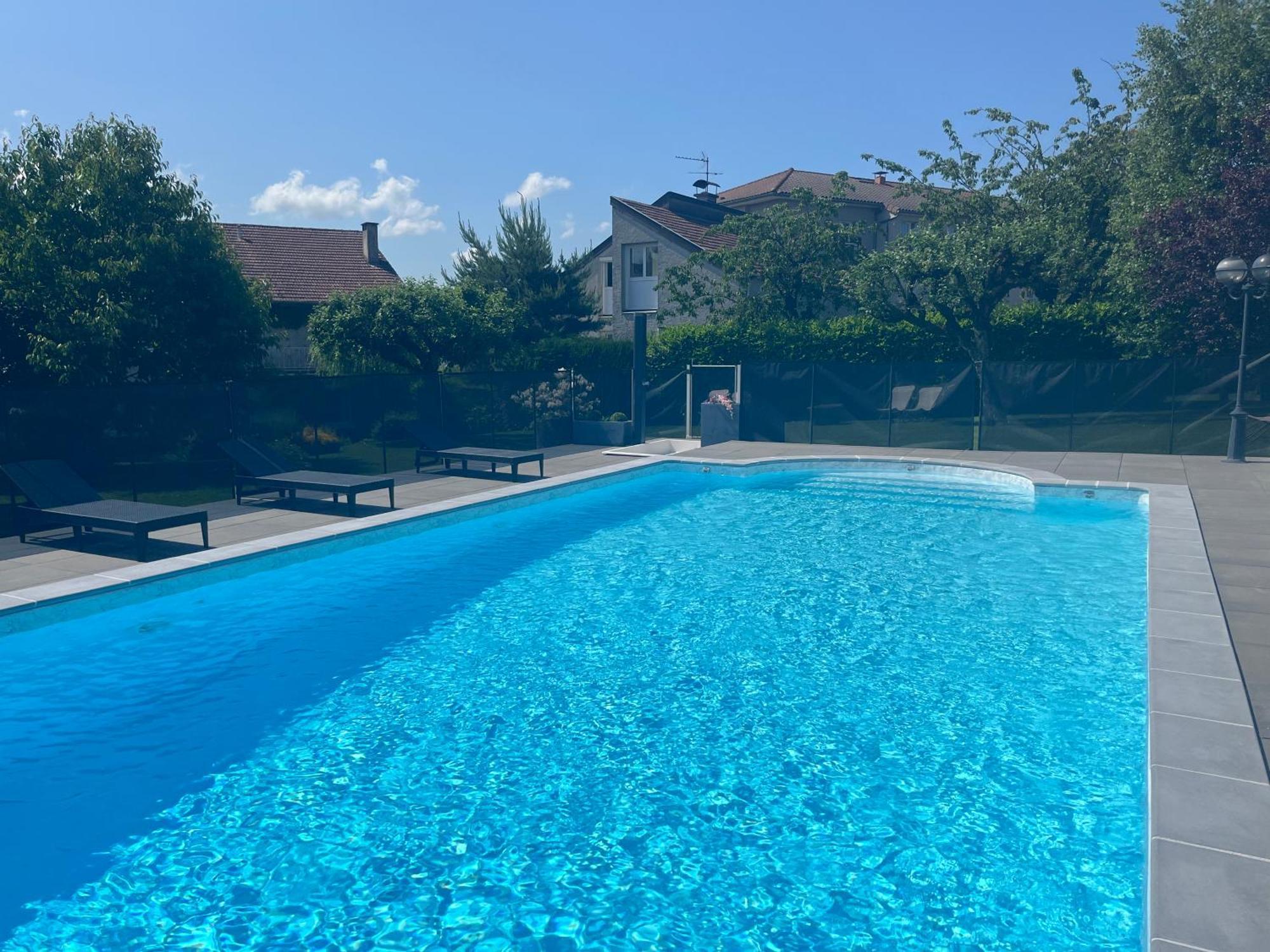 Logis La Thomasse Hotel Aurillac Ngoại thất bức ảnh