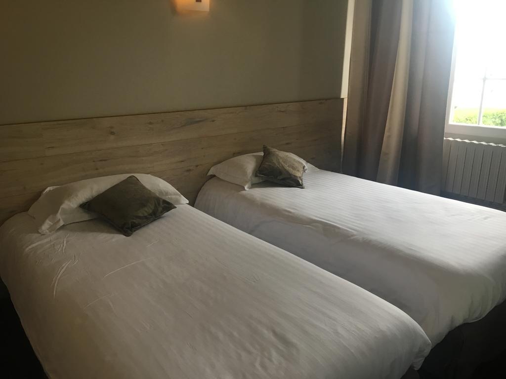 Logis La Thomasse Hotel Aurillac Ngoại thất bức ảnh